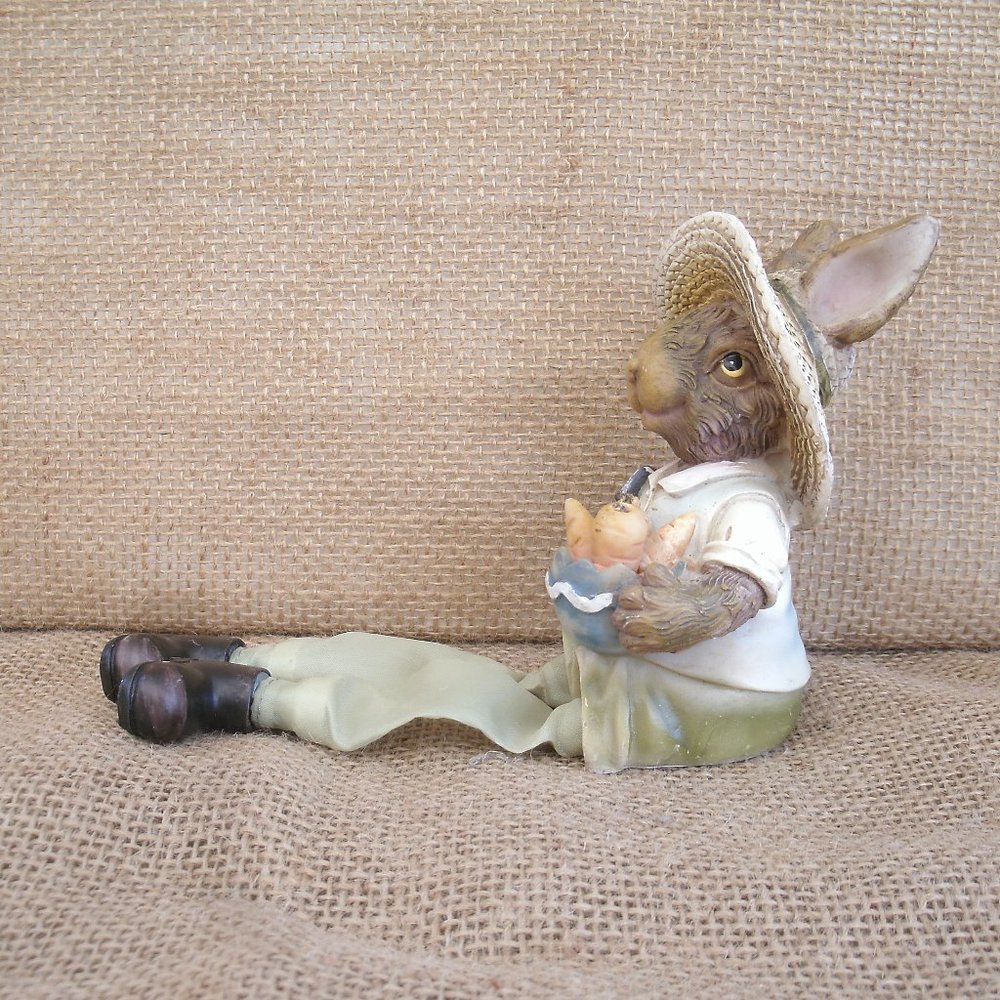 Vintage Rabbit Gardener Shelf Sitter Figurine - Picture 7 of 16